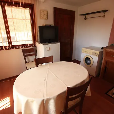 Slavey Homestay